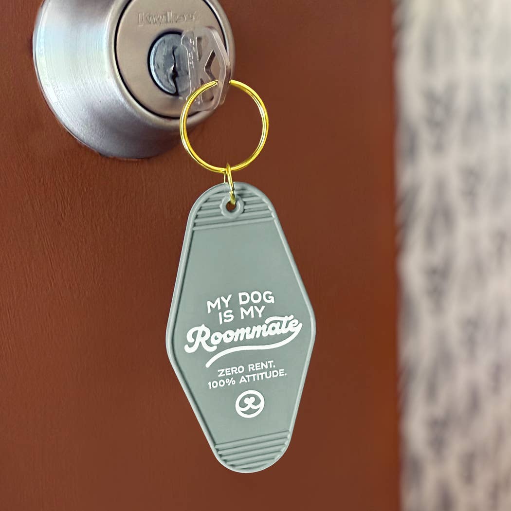 My Dog Is My Roommate – Vintage Motel Keychain
