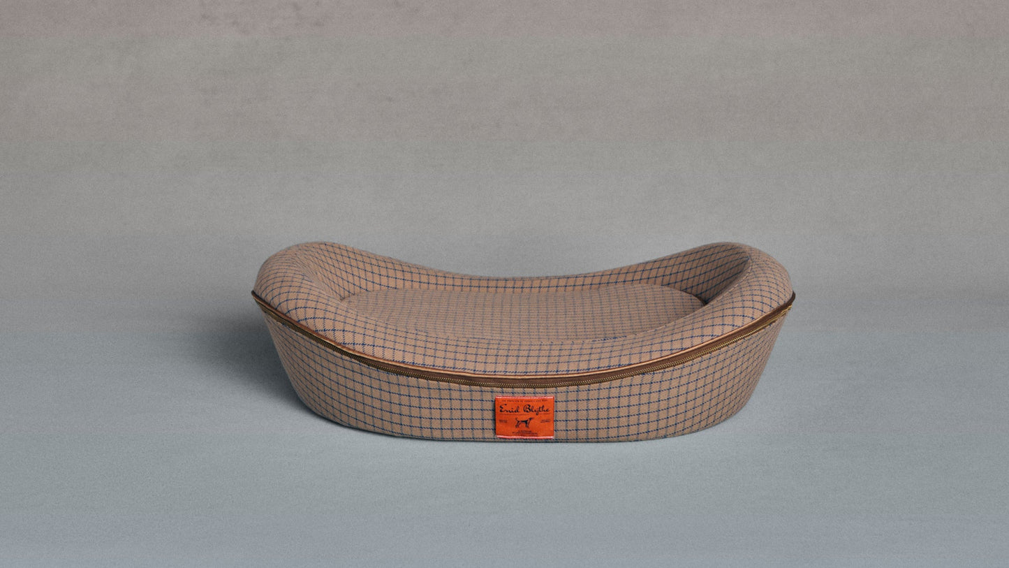 Timeless Dog Bed in Tawny Ledger